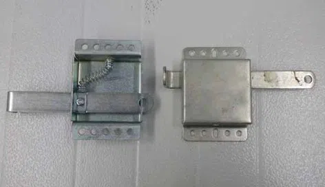 Bristol Locksmith Service Bristol, CT 860-359-9071 - 9-Garage-Door-Locks